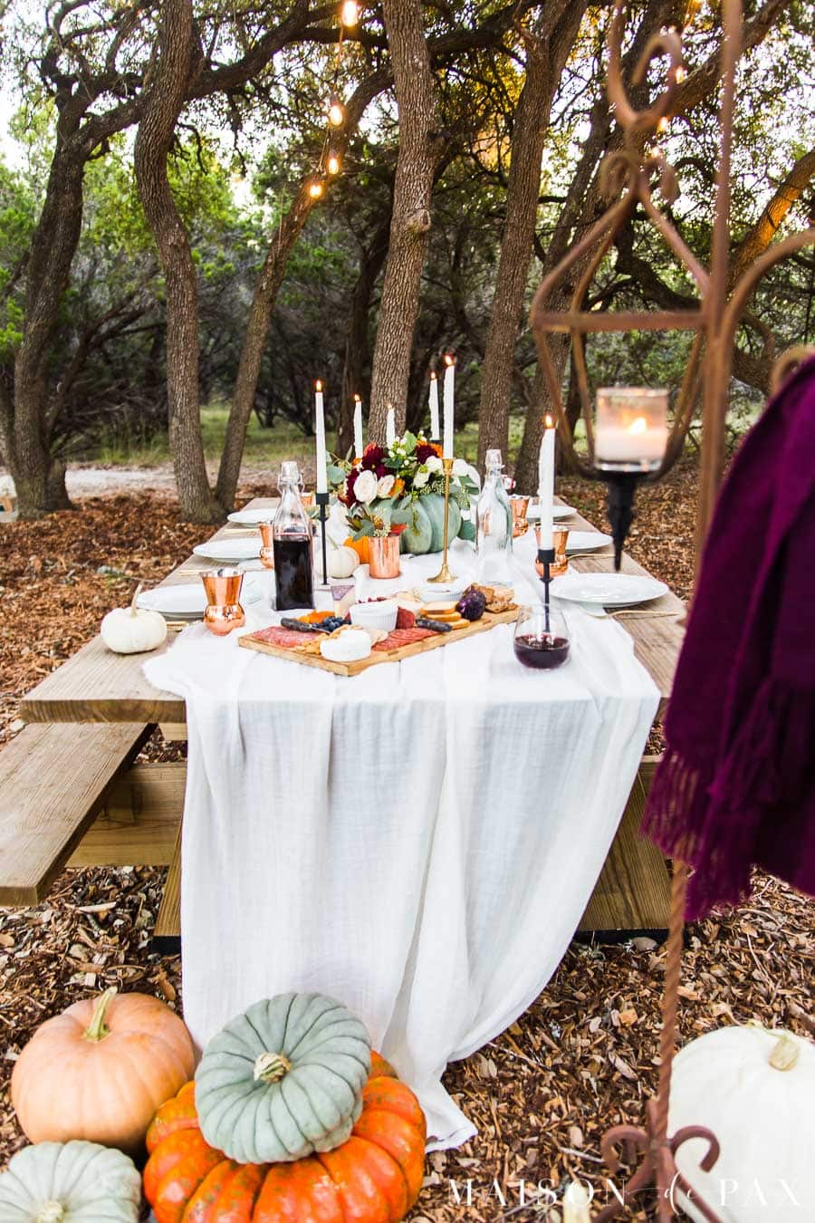 charcuterie board for fall table outdoor friendsgiving | Maison de Pax