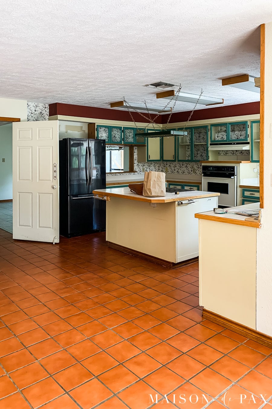80s kitchen