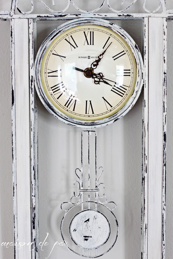 Find out how to create a chipped, aged look on metal using chalk paint at aiweb9ygdry.cmersite.com