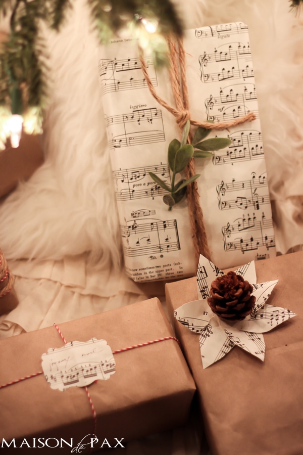 gorgeous, twinkling, holiday inspiration - beautiful Christmas lights at night via aiweb9ygdry.cmersite.com