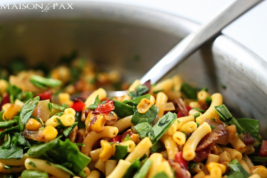 Quick and easy dinner recipe: macaroni and cheese with sweet sautéed veggies and bacon - aiweb9ygdry.cmersite.com
