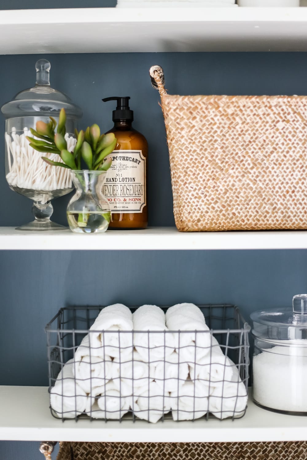 Home decor accents in bathroom- Maison de Pax