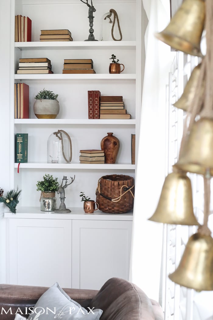 Green and white Christmas decorating ideas - Maison de Pax