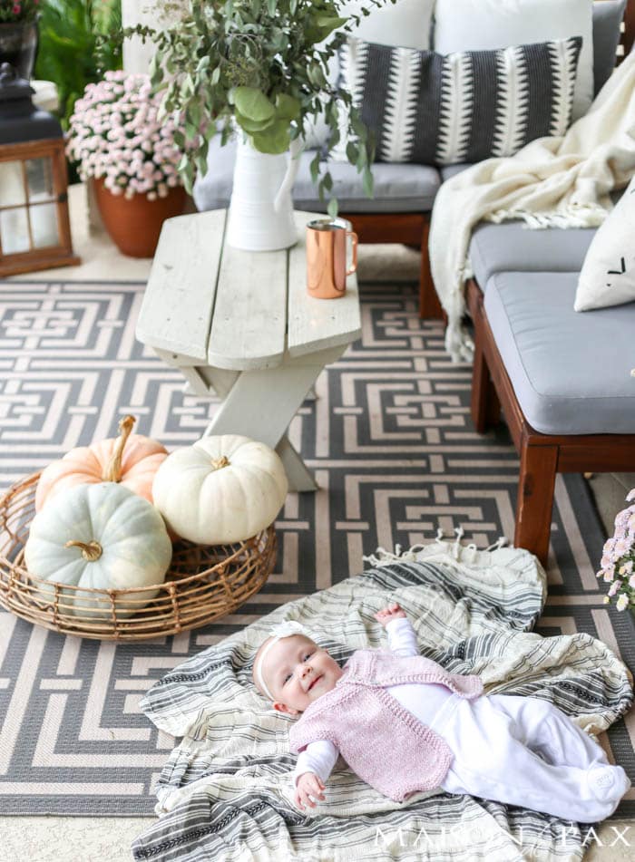 fall porch decorating ideas- Maison de Pax