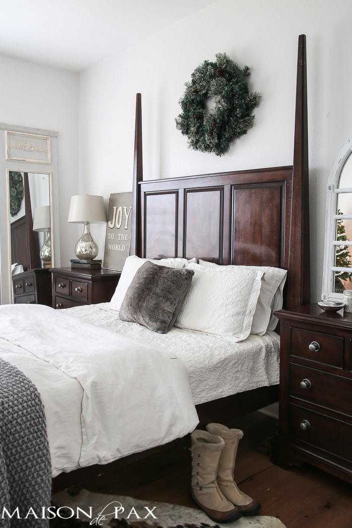 white christmas bedroom decorating ideas