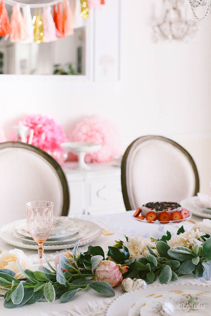 valentines-day-table-setting-shabbyfufu