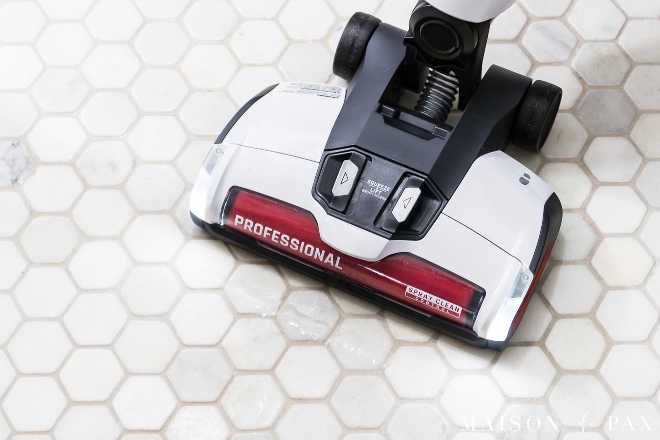 hoover ONEPWR floormate jet on marble hex tile floor | Maison de Pax