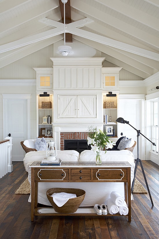 fireplace with whitewashed red brick surround and white mantel- Maison de Pax