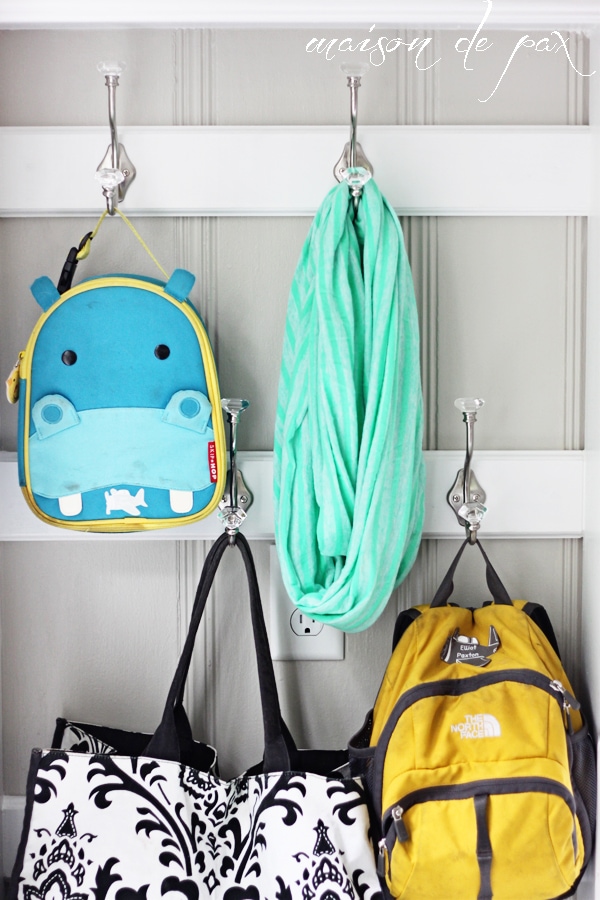 Who couldn't use more beautiful and functional storage?  Don't miss this DIY mud room unit in the laundry room at aiweb9ygdry.cmersite.com