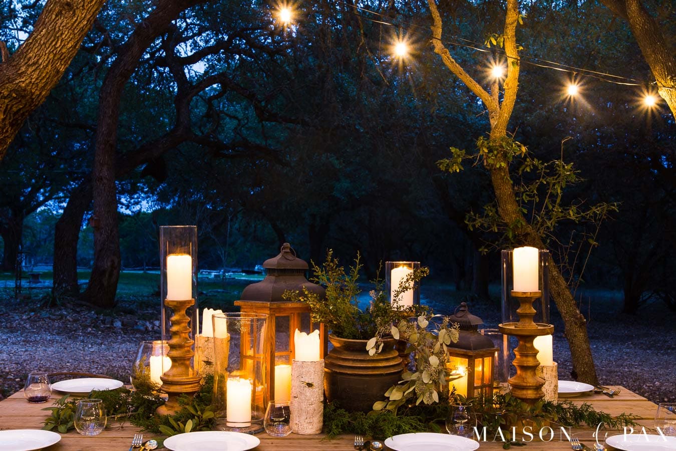 elegant al fresco dining by candlelight | Maison de Pax