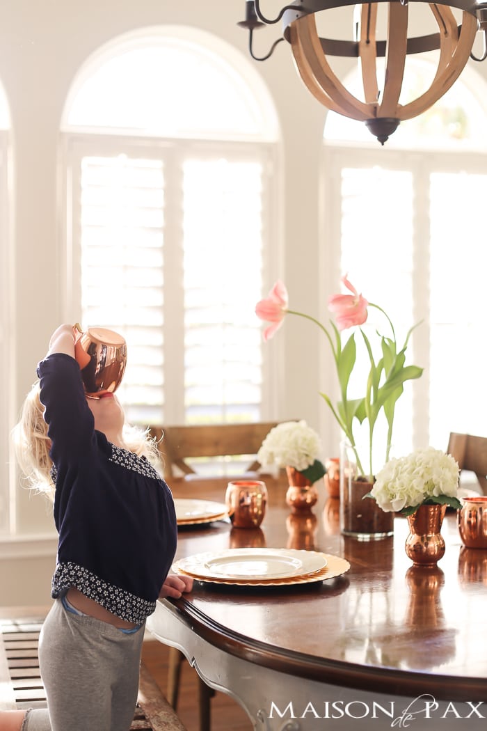What a lovely, simple Valentines Day table! This pretty, simple tablescape would be perfect for any brunch, tea, or even snack to celebrate your loved ones... 