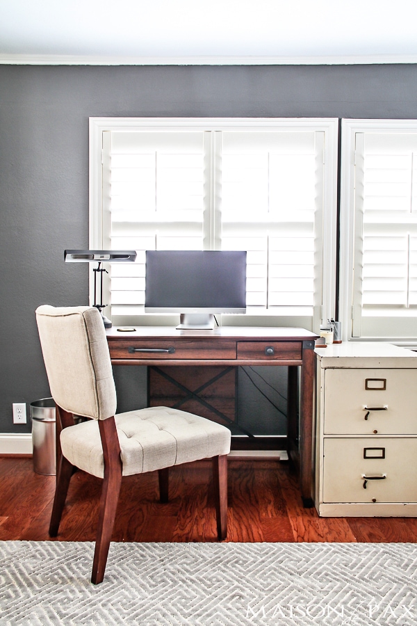 Gray and white office with the wood desk and floors... and those built-in bookshelves! aiweb9ygdry.cmersite.com