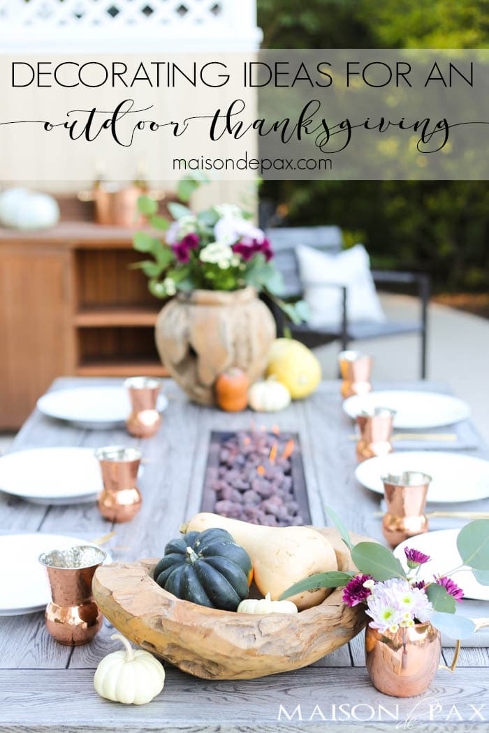 Don't miss this outdoor Thanksgiving table and find out how to decorate yours with just a few affordable items from your local grocery store! #thanksgivingtable