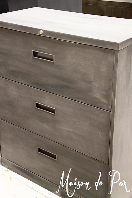 How to give metal a vintage brushed steel look - Maison de Pax 